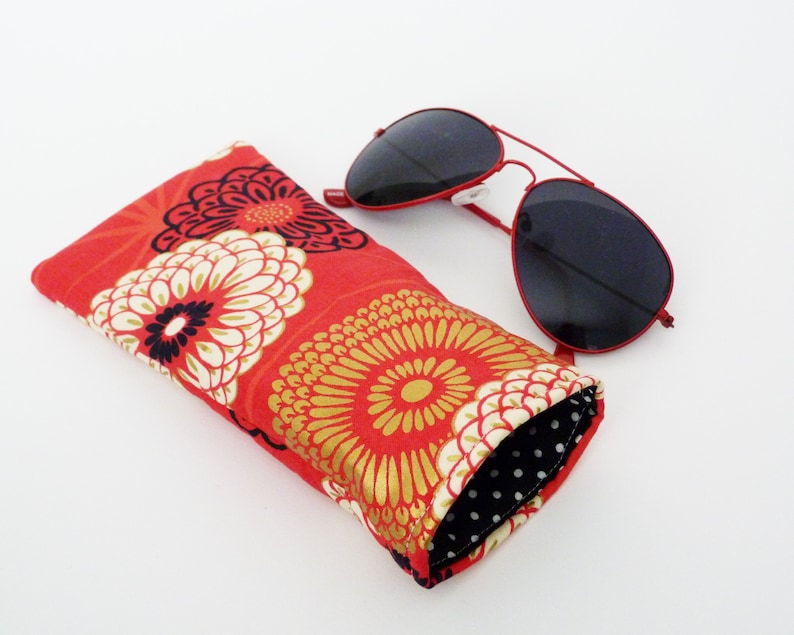 phone case chrysanthemum iPhone case red and gold cotton Japanese floral design gift for her Red Japanese glasses case Japanese design