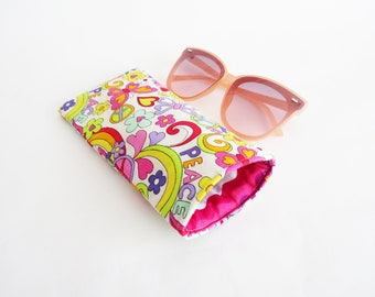 Peace and love glasses case, gifts for her, gifts for girls, cotton glasses case, sunglasses case, spectacles case, cotton case, cute case