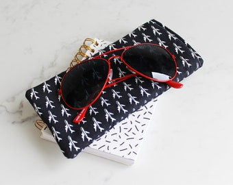 Airplane glasses case, black nd white cotton airplane fabric, cotton case, phone case, iPhone case, travel gift, vacation gift, black planes