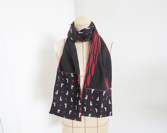 Kimono scarf, black and red vintage kimono scarf, scarves, gifts for her, Japan lover, Japanese gift, red and black scarf, gifts for women