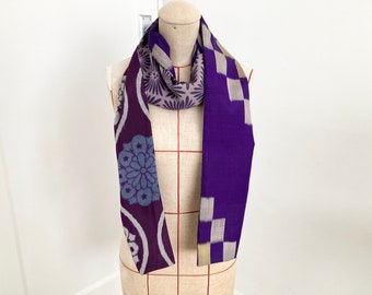 Kimono scarf, purple scarf, purple vintage kimono fabric, gifts for her, Japan lover gift, gifts for women, silk scarf, purple kimono, Japan