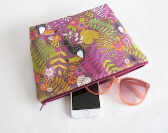 Toucan cosmetic bag, maroon cotton toucan print fabric, makeup bag, gadget pouch, toucan lover gift, toucans, tropical print, fun toucans