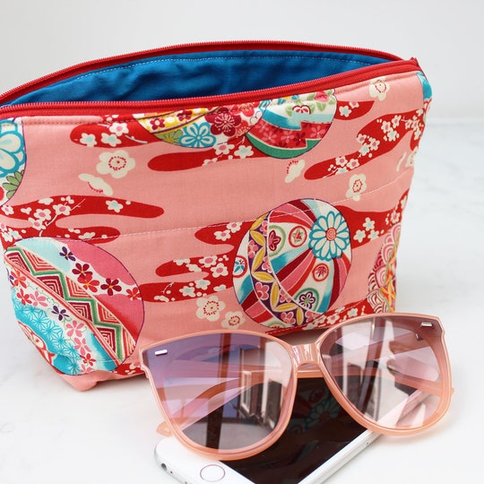 Disover Japanese cotton cosmetic bag