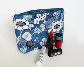 Zipper pouch, blue floral cosmetic bag, cotton travel bag, handbag organiser, gifts for her, gifts for mum, blue and white floral purse