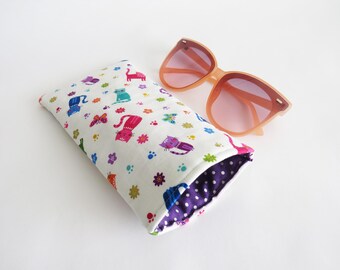 Estuche acolchado para gafas hecho a mano, estampado de gato de algodón, forro de lunares morados
