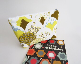 1970s Floral Cotton Cosmetic Bag: Handmade Retro Makeup Pouch