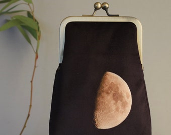 Moon, velvet kisslock shoulder bag with crossbody strap