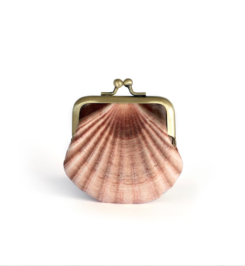 Seashell coin purse, velvet scallop pouch image 1