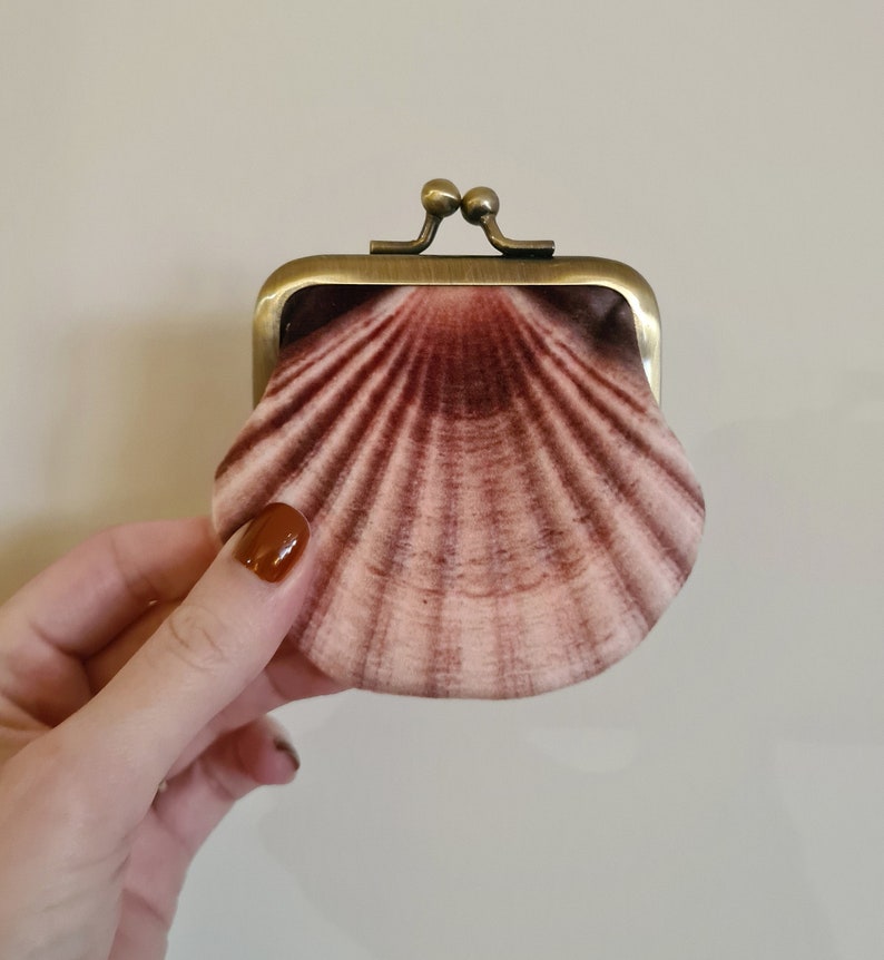 Seashell coin purse, velvet scallop pouch image 6