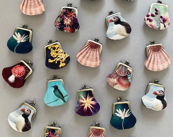 TINY velvet kisslock purse for tiny treasures