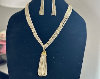 Sarah Coventry Gold Tone Multi Strand Tassel Necklace with Married Matching Earrings Set Jewelry