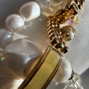 Vintage Avon Gold Tone Bracelet Watch Mother of Pearl Dial Cream Panel Link Wristwatch Quartz Japan Movement image 9