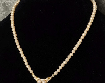 メッキ　アクセサリー　MONET パール Monet 24 Inch Faux Pearl Necklace Cream off White Vintage Costume