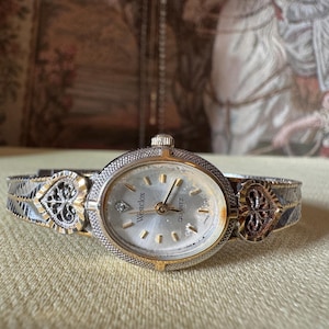 Vintage Westclox Women's Bracelet Watch – Quartz – Two Tone Silver