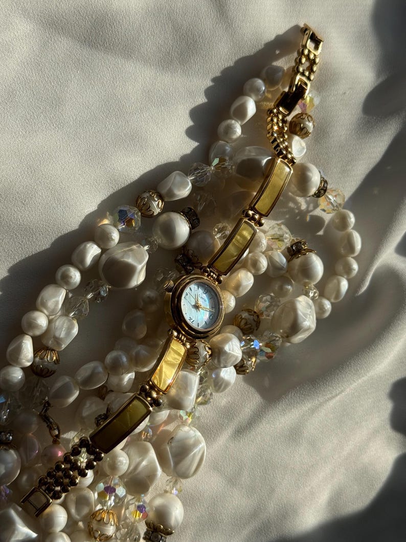 Vintage Avon Gold Tone Bracelet Watch Mother of Pearl Dial Cream Panel Link Wristwatch Quartz Japan Movement image 2