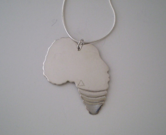 Pendant Necklace Sterling Silver .925  Cameo Africa 'USO'  Face in Swahili  (JxJ)