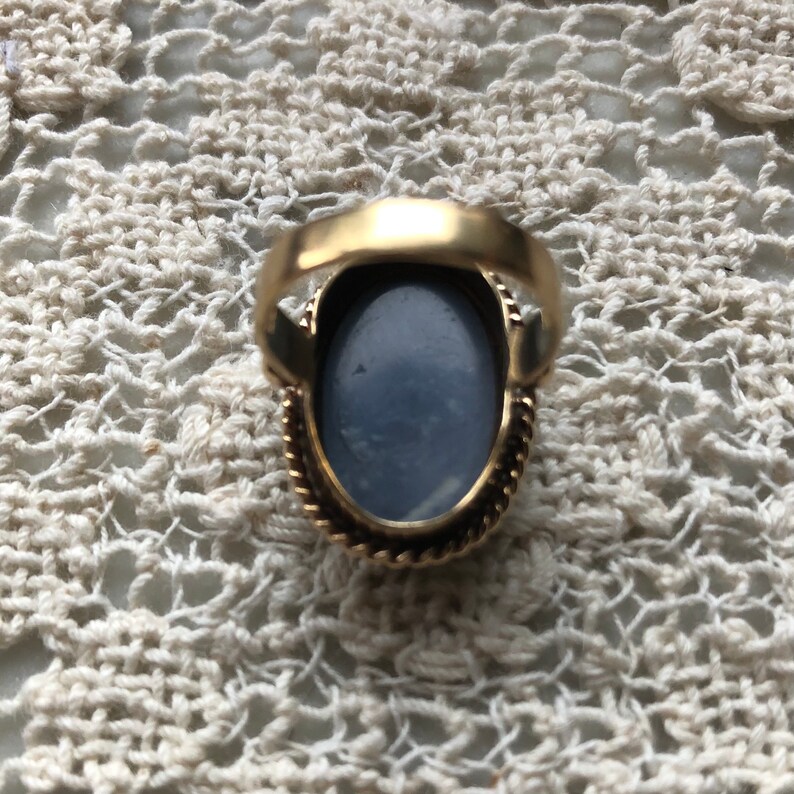 Vintage Synthetic Opal Triplet Ring in 9k yellow gold 1940s image 8