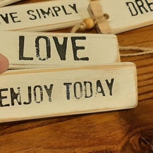 Inspirational wooden tags