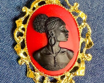 Gullah Geechee O’oman Cameo in Gold Baroque Setting| Black and Red