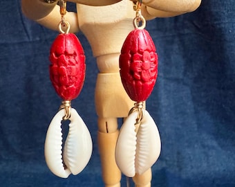Imitation Cinnabar Cowrie Earrings