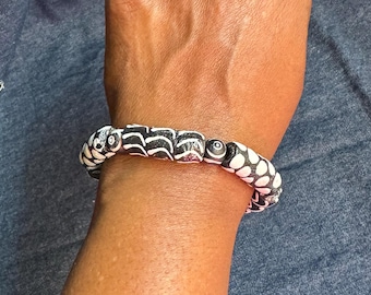 Krobo Recycled Glass & Chevron Bead Bracelet | Black and White