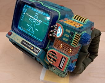 Fallout Pip-boy 2000 風の小道具（1:1 スケール）/ グーリッシュカラー/ コスプレ小道具/ 手作り/ 非公式/ ファンアート