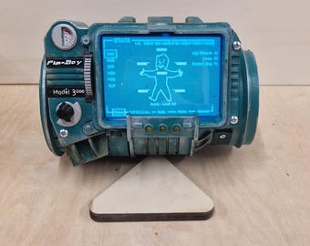 Fallout Pip-Boy 3000 風の小道具 1:1 スケール / コスプレ小道具 / 手作り / 非公式 / ファンアート / 発光バージョン / EL パネル /