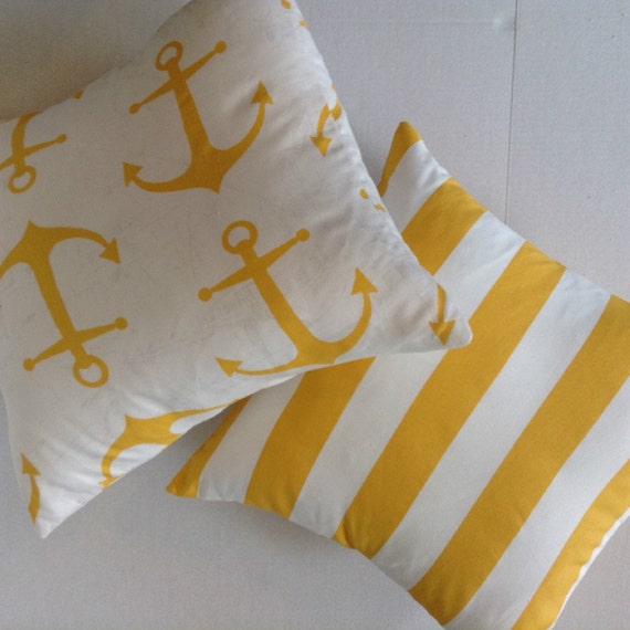Ancla blanca amarilla raya almohadas almohada decorativa | Etsy Cubiertas de la almohadilla de tiro, Marina amarillo y
