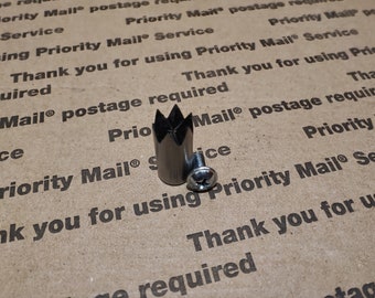 Arrancador de crimpado para cartuchos de fogueo. Compatible con calibres de 22 a 38.