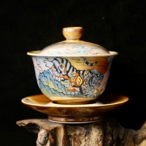 Hand-Painted White Tiger Gaiwan Tea Set - Exquisite Chinese Porcelain with Lid and Saucer for Gongfu Tea Ceremony - Unique Oriental Design