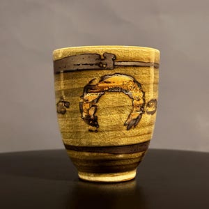 Vintage Japanese Shino Ware Yunomi Tea Cup – Rustic Handmade Pottery, Crackle Glaze, Wabi Sabi Style, Collectible Ceramic Art