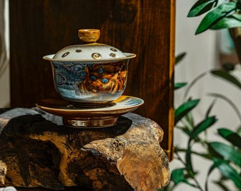 Hand-Painted Pixiu Gaiwan Tea Set - Exquisite Chinese Porcelain with Lid and Saucer for Gongfu Tea Ceremony - Unique Oriental Design
