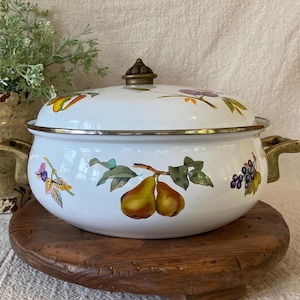 Vintage Tabletops Unlimited Enamel Fruit Design 5 Qt Pot With Lid