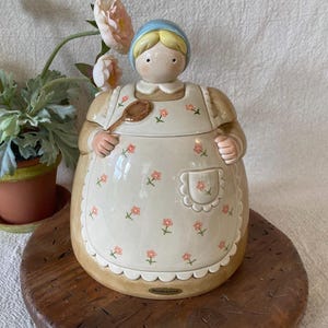 Vintage Otagirl Ceramic Country Lady Cookie Jar Handpainted in Japan