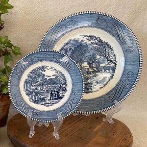 Assiettes à dessert et à dessert « The Old Grist Mill » bleu et blanc vintage Currier & Ives « The Old Grist Mill »