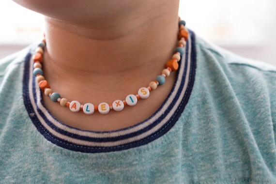 Collier Personnalisé – Prénom Ou Mot De Ton Choix En Perles De Bois – Neuf Avec étiquette