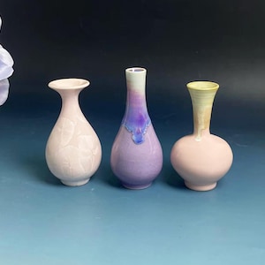 Unique Miniature Vase Desk Decor Gifts for Mom, Cute Mini Mommy Pot Handmade Tiny Pottery, Keepsake Miniature Small Flower Vase Gift for Her