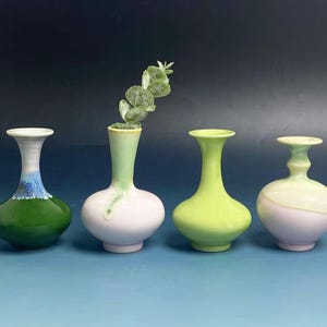 Unique Miniature Vase Desk Decor Gifts for Mom, Cute Mini Mommy Pot Handmade Tiny Pottery, Keepsake Miniature Small Flower Vase Gift for Her