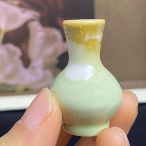 Cute Mini Flower Vase Mommy Pot Desk Decor Gifts for Her, Handmade Tiny Pottery Unique Gifts for Mom, Miniature Bud Ceramic Vase Gifts.