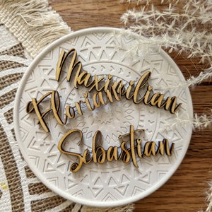 Personalisierte Holznamen für Hochzeiten und Feiern - Lovely