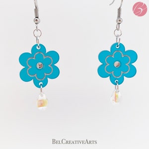 Blue earrings daisy floral earrings dangle earrings