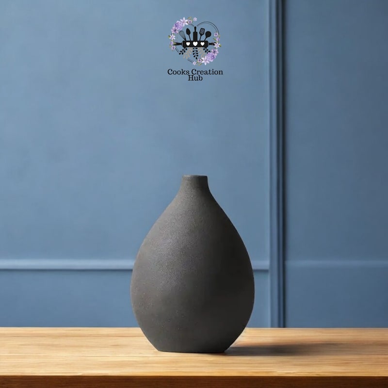 Modern minimalist ceramic vase