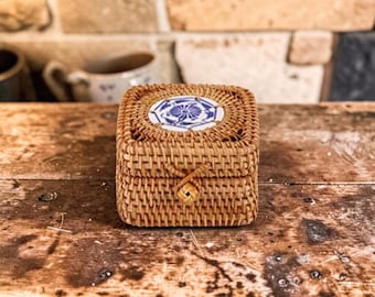 Woven Rattan Storage Basket with Lid | Farmhouse Kitchen Decor