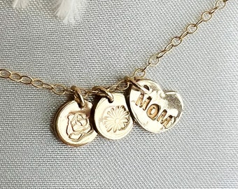 birth flower necklace, special mom gifts, mothers day necklace, custom made mom necklace,Mom heart necklace, gold necklace for mothers day