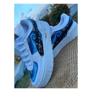 CUSTOM ART- SNEAKERS