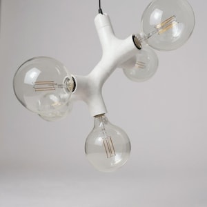 Ysphere – Modern Y-formad pendellampa med 5 LED-filmlampor | Designertaklampa | Minimalistisk skandinavisk hembelysning