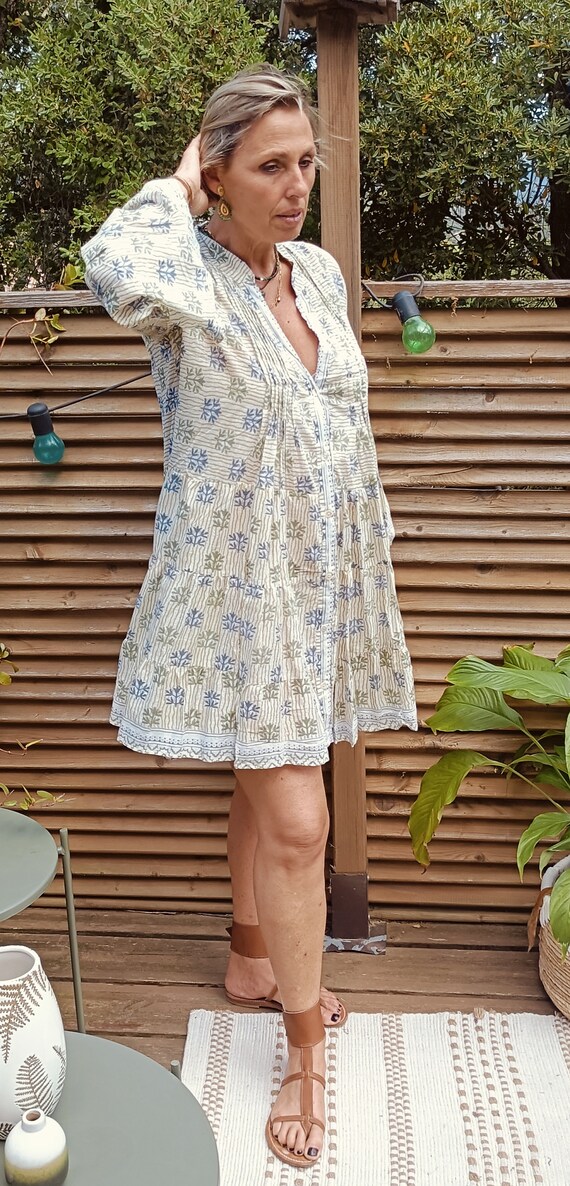 TELMA Short Dress, 3 Ruffles, Flared Sleeves, Off-white Print With  