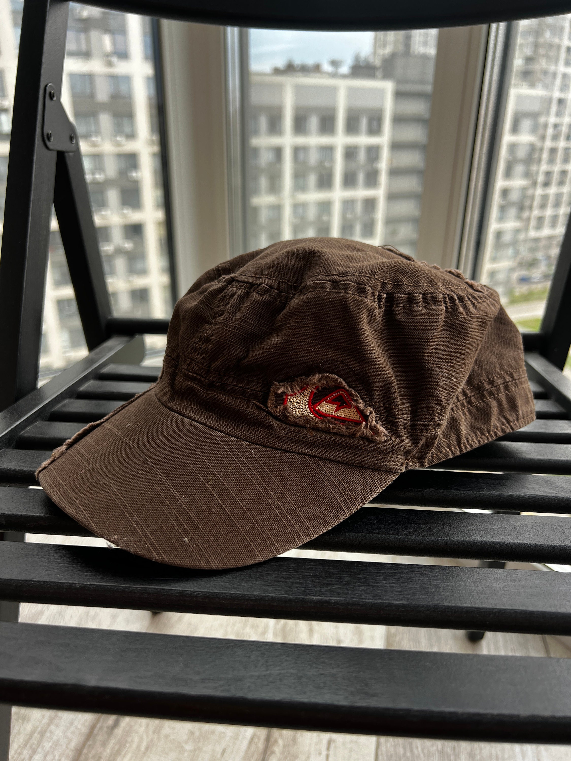 Quiksilver beanie with bill sale
