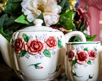 Vintage 3-piece set - Mary Ann Baker - Pink Rose Violet Teapot & Matching Teacups