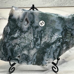 Moss Agate Slab with Metal Stand (Natural Crystal)